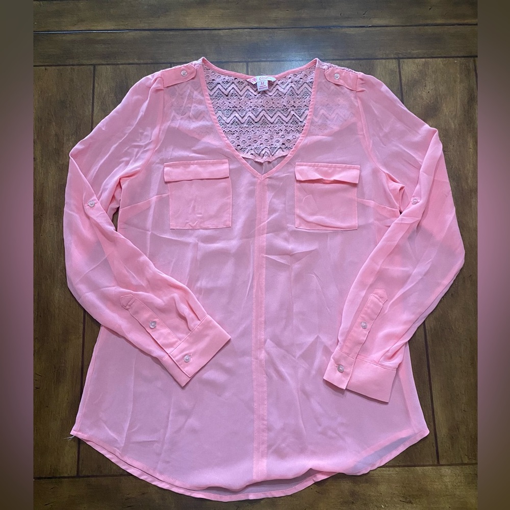 Women’s Juniors Candies Blouse with Convertible Sleeves Size M